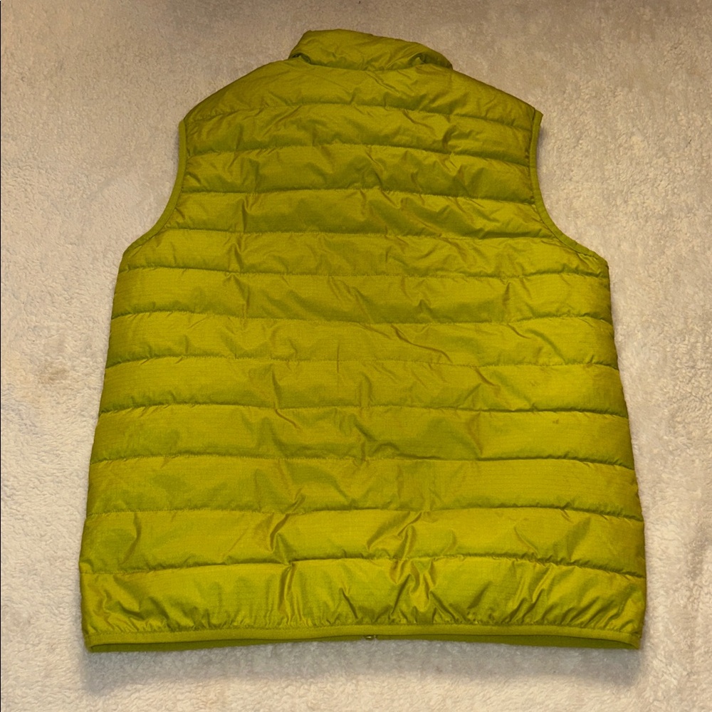 Old Navy chartreuse / neon / lime green puffer vest men’s size small - Picture 5 of 6